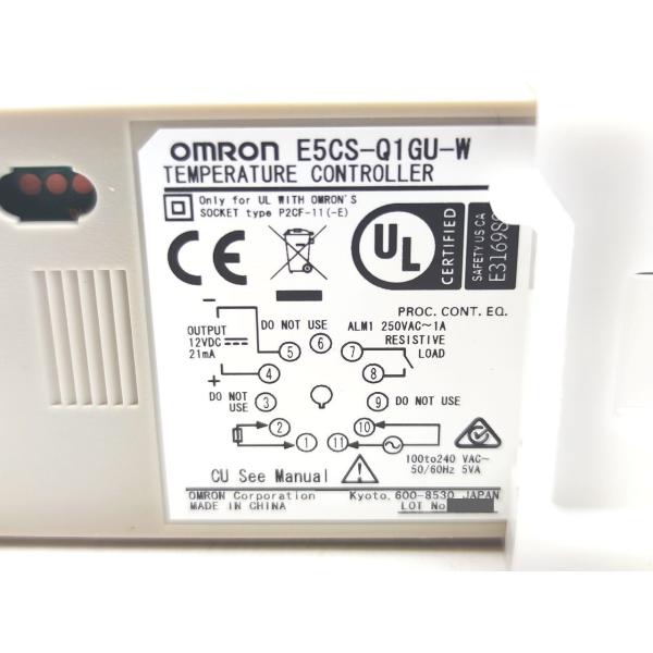 新品 オムロン OMRON E5CS-Q1GU-W 100to240VAC