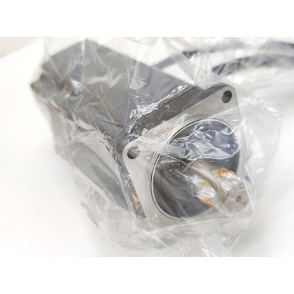 箱汚れあり 新品 安川電機 YASKAWA SGM-02A312B その1