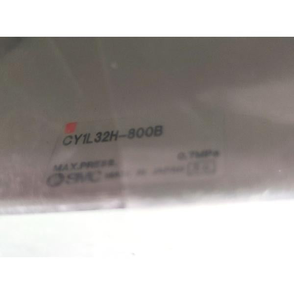 箱汚れ・いたみあり 新品 SMC CY1L32H-800B その1