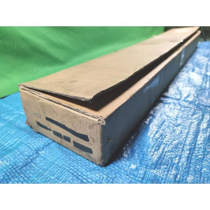 箱汚れ・いたみあり 新品 SMC CY1L32H-800B その1