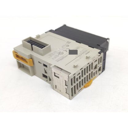 中古 オムロン OMRON CJ1W-OD211