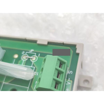 箱いたみあり 未使用 オムロン OMRON DCN1-1P