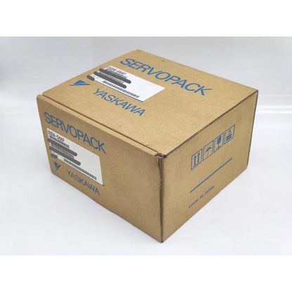 箱いたみあり 未使用 安川電機 YASKAWA SGDA-04AP