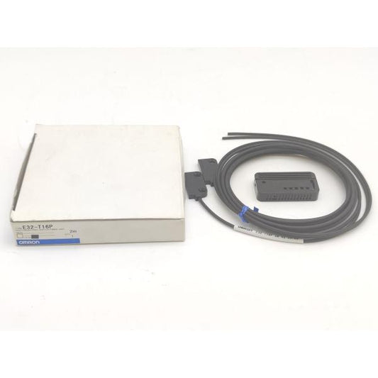 箱汚れいたみあり 未使用 オムロン OMRON E32-T16P 2m