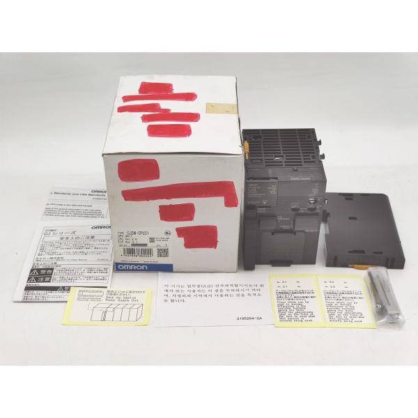 箱開封済みマジック書込いたみあり 未使用 オムロン OMRON CJ2M-CPU31