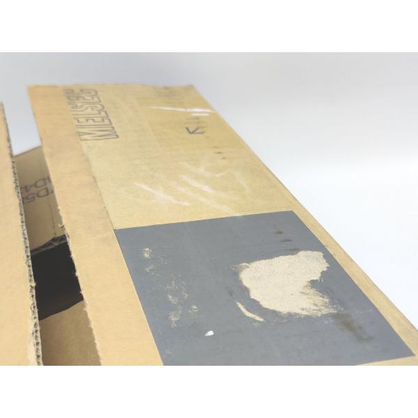 電源のみ動作確認済み 画面薄い 箱汚れあり 箱いたみあり 中古 三菱 MITSUBISHI A970GOT-SBA