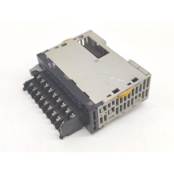 汚れあり 中古 オムロン OMRON CJ1W-ID211
