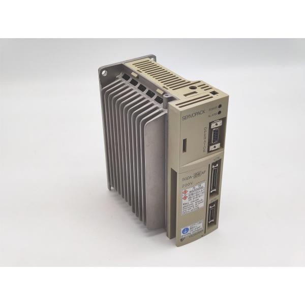 中古 安川電機 YASKAWA SGDA-04AP その1