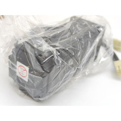 箱汚れあり 新品 安川電機 YASKAWA SGM-02A312B その2