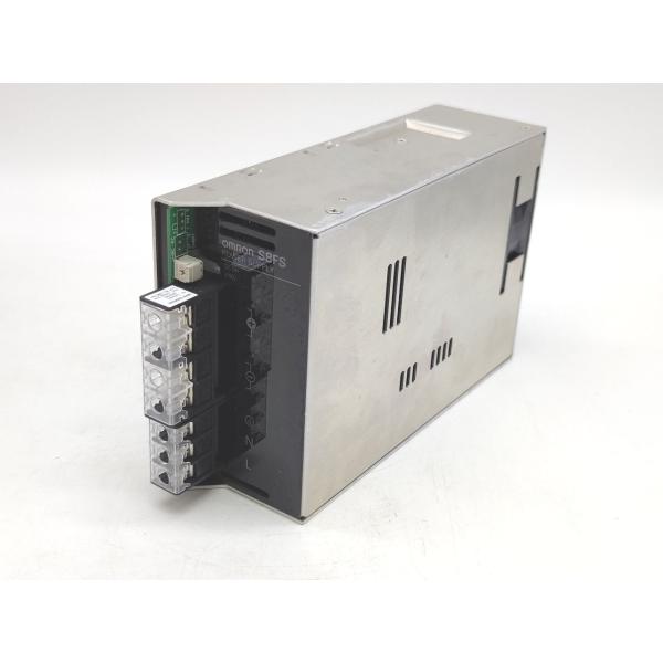 箱と本体型番違います 箱いたみあり 中古 オムロン OMRON S8FS-G60024C